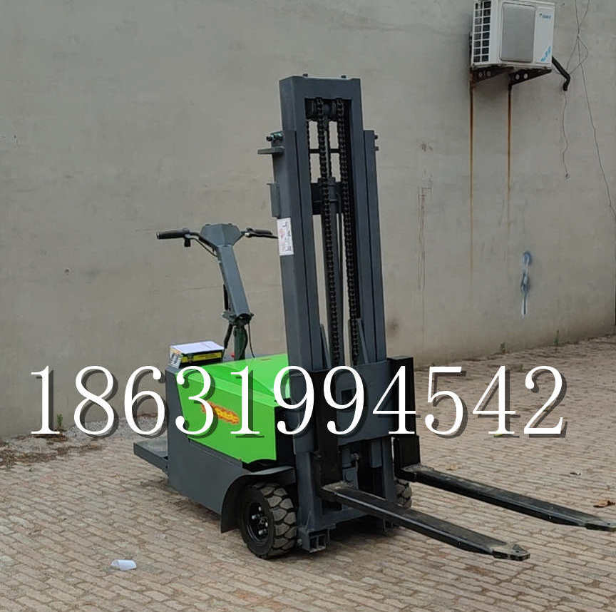 乌坵乡优程全电动叉车插腿式堆高车液压装卸车1.5吨升高小型站驾式铲车